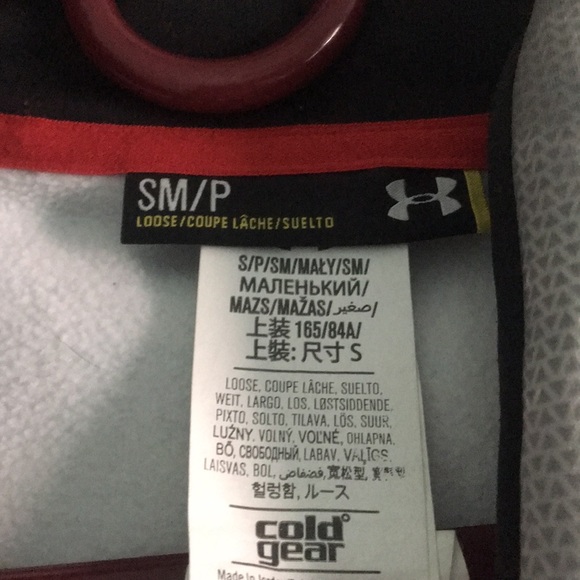 Under Armor Pullover - Picture 3 of 4